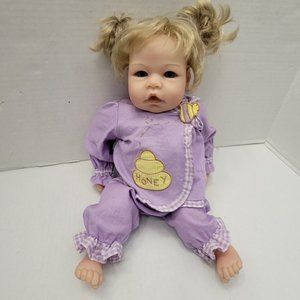 Vintage Middleton Baby Girl Doll Reva Outfit Thumb Sucker Blue Eyes Blonde Real